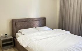 Mamour Apartment In Athens